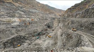 Phối hợp triển khai thực hiện nhiệm vụ quản lý nhà nước về khu công nghiệp, địa chất và khoáng sản