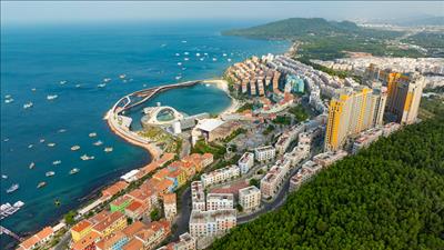 Tiếp tục tháo gỡ các vấn đề vướng mắc, tồn đọng, giải phóng nguồn lực, thúc đẩy tăng trưởng từ 10% trở lên