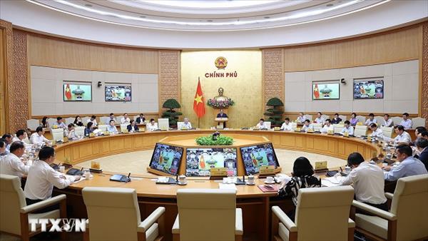 Thủ tướng: Vượt qua nhiều “cơn gió ngược”, đưa “con thuyền” kinh tế, xã hội cập bến an toàn