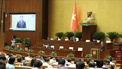 Kiên trì mục tiêu tăng trưởng kinh tế cao, bền vững, thực chất