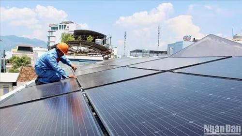 Khơi thông nguồn lực tài chính xanh cho chuyển đổi mô hình tăng trưởng