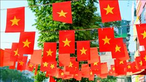 Tổ chức triển lãm tranh cổ động tấm lớn tuyên truyền kỷ niệm 80 năm Cách mạng Tháng Tám và Quốc khánh 2/9