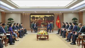 Thủ tướng: Việt Nam dành ưu tiên cao nhất cho quan hệ với Lào