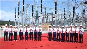 Gắn biển công trình trạm biến áp 500kV Vĩnh Yên và đường dây đấu nối