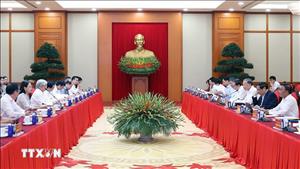 Bộ Chính trị cho ý kiến về công tác chuẩn bị Đại hội Đảng bộ Mặt trận Tổ quốc