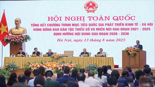 Thủ tướng: Có chính sách ưu tiên, nguồn lực ưu tiên, tín dụng ưu tiên với vùng đồng bào dân tộc thiểu số và miền núi