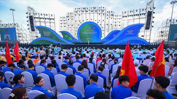 Phát động phong trào Toàn dân chung tay bảo vệ môi trường, vì một Việt Nam xanh - sạch - đẹp