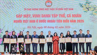 Mặt trận Tổ quốc Việt Nam vinh danh tập thể, cá nhân kiều bào tiêu biểu năm 2025