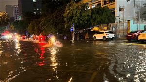Bão số 1 gây mưa lớn ở miền Trung