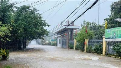 Miền Trung tiếp tục có mưa lớn