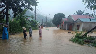 Bắc Bộ lạnh về đêm và sáng, Trung Bộ có mưa lớn