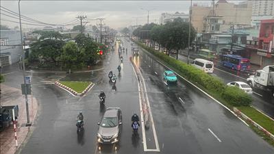 Bắc Bộ trời rét, Trung Bộ và Nam Bộ có mưa dông