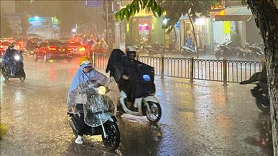 Nhiều khu vực trên cả nước có mưa to đến rất to