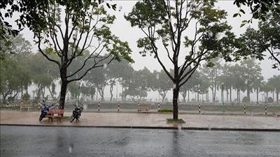Thời tiết ngày 18/6: Mưa dông ở nhiều khu vực, cần đề phòng lốc, sét
