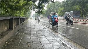 Bắc Bộ và Bắc Trung Bộ có mưa dông, phía Nam duy trì nắng nóng