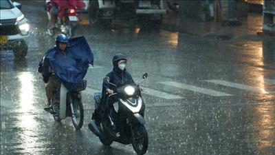 Thời tiết ngày 9/12: Mưa dông rải rác ở hầu khắp các khu vực trên cả nước