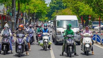 Nhiều khu vực ngày nắng nóng, chiều và đêm có mưa dông