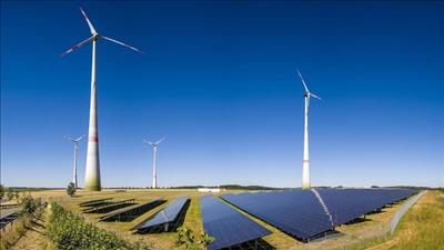 Đức hướng tới tiêu thụ điện hoàn toàn từ các nguồn tái tạo