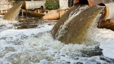 TPHCM đề xuất tăng phí bảo vệ môi trường với nước thải, khí thải công nghiệp