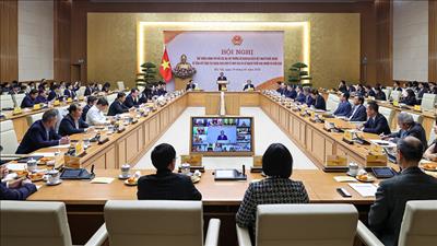 Thủ tướng: Sớm hoàn thiện chương trình hỗ trợ doanh nghiệp Việt Nam ra thế giới