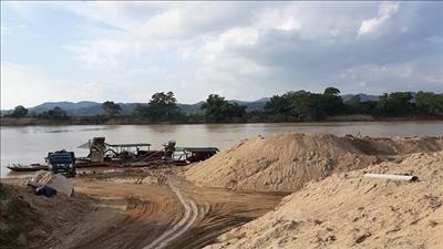 Nghệ An thêm 39 bến vật liệu cát, sỏi trên sông Lam