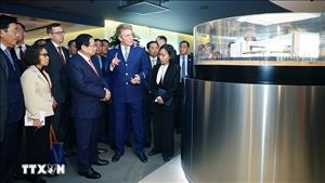Thủ tướng tìm hiểu phát triển năng lượng hạt nhân và tàu điện ngầm của Nga