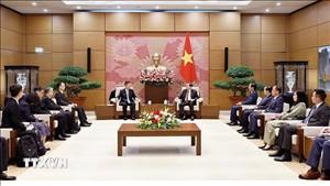 Chủ tịch Quốc hội Trần Thanh Mẫn tiếp Chủ nhiệm Ủy ban Tài chính và Kinh tế Nhân đại toàn quốc Trung Quốc
