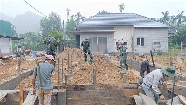 Thủ tướng yêu cầu các địa phương đẩy nhanh tiến độ chiến dịch xây, sửa nhà cho người dân bị thiệt hại do thiên tai