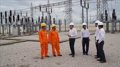Kiểm tra hoạt động cung cấp điện tại tỉnh Ninh Thuận