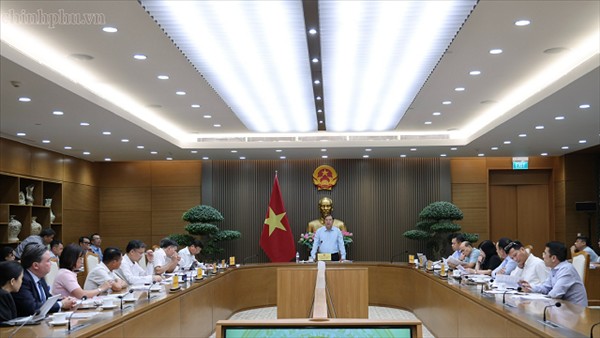 Quyết liệt tháo gỡ vướng mắc, thúc đẩy các dự án năng lượng trọng điểm, bảo đảm điện cho tăng trưởng