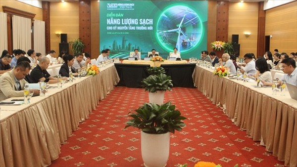 Phát triển năng lượng sạch cho kỷ nguyên tăng trưởng mới