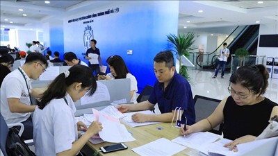 Hà Nội phê duyệt Bộ chỉ số đánh giá năng lực cạnh tranh cấp sở, ngành và địa phương