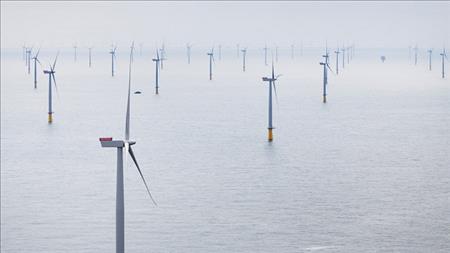 Việt Nam ký bản ghi nhớ về hợp tác năng lượng sạch với Vương quốc Anh