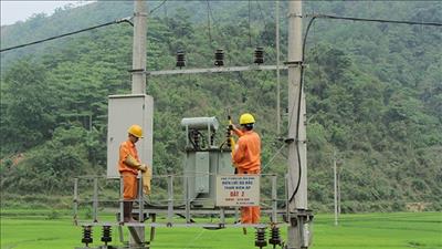 EVNNPC làm việc với UBND tỉnh Hòa Bình về đảm bảo cung cấp điện trên địa bàn
