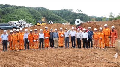 Động viên lực lượng hỗ trợ thi công dự án đường dây 500kV Lào Cai – Vĩnh Yên