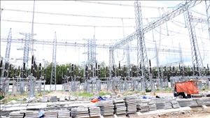 Đẩy nhanh tiến độ ba dự án truyền tải điện trọng điểm tại phía Nam