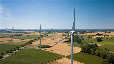 Pháp tìm cách đẩy nhanh tiến độ triển khai dự án năng lượng tái tạo