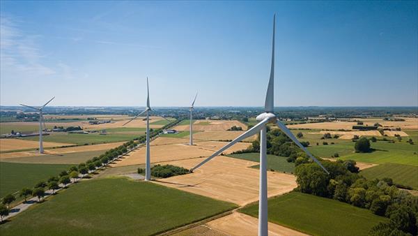 Pháp tìm cách đẩy nhanh tiến độ triển khai dự án năng lượng tái tạo