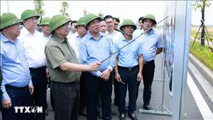 Thủ tướng kiểm tra, thúc đẩy triển khai các dự án hạ tầng trên địa bàn Phú Thọ