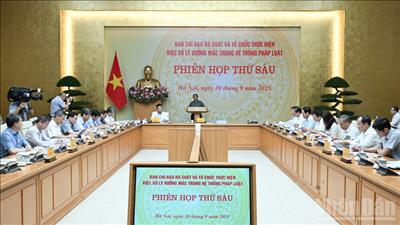 Thủ tướng: Phải tháo gỡ điểm nghẽn do quy định pháp luật, không thể chậm trễ hơn