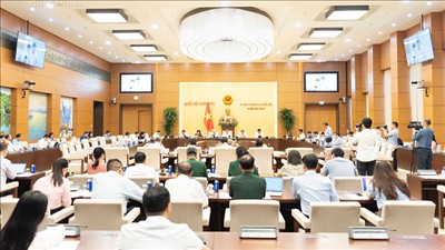 Ủy ban Thường vụ Quốc hội chuẩn bị cho ý kiến về 27 dự án luật, nghị quyết
