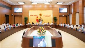 Khai mạc phiên họp thứ 3 của Ủy ban Thường vụ Quốc hội