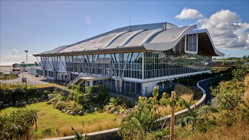 Sân bay xứ nóng dùng gió trời thay điều hòa, giảm thải CO2