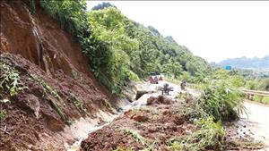 Khu vực Bắc Bộ chuẩn bị ứng phó với lũ quét, sạt lở đất, mưa đá, ngập lụt