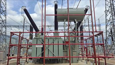 Hoàn thành đóng điện 2 kháng bù ngang 500kV tại trạm biến áp 500kV Sơn La