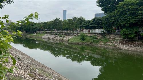 Hà Nội: Xây dựng công trình khẩn cấp để bổ cập nước cho sông Tô Lịch và chống ngập