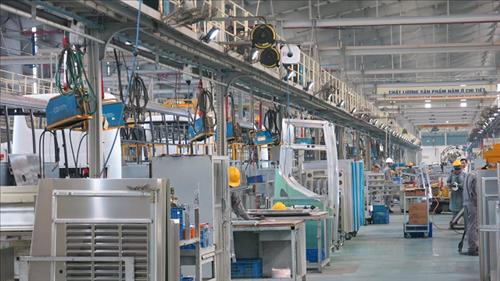 Khẩn trương chuẩn hóa thủ tục hành chính liên quan đến xuất khẩu, đầu tư, sản xuất, kinh doanh