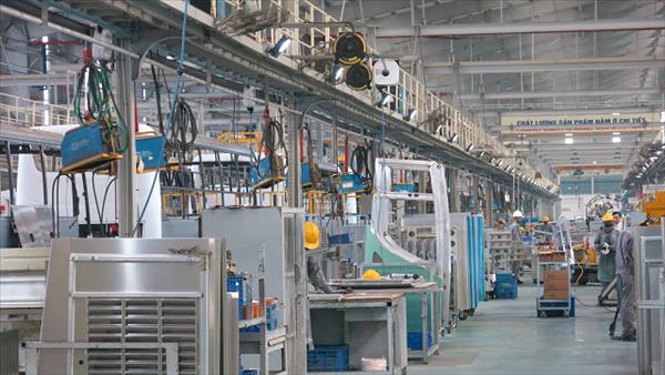 Khẩn trương chuẩn hóa thủ tục hành chính liên quan đến xuất khẩu, đầu tư, sản xuất, kinh doanh