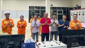 Hoàn thành lắp đặt tụ bù ngang của 4 trạm biến áp nhằm đảm bảo điện cho khu vực miền Bắc