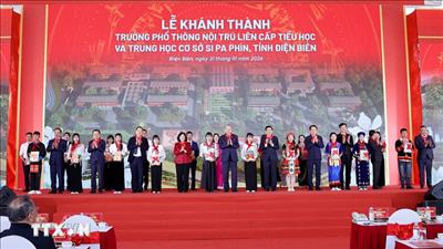 Tổng Bí thư: Tiếp tục nghiên cứu, mở rộng mô hình trường phổ thông nội trú liên cấp